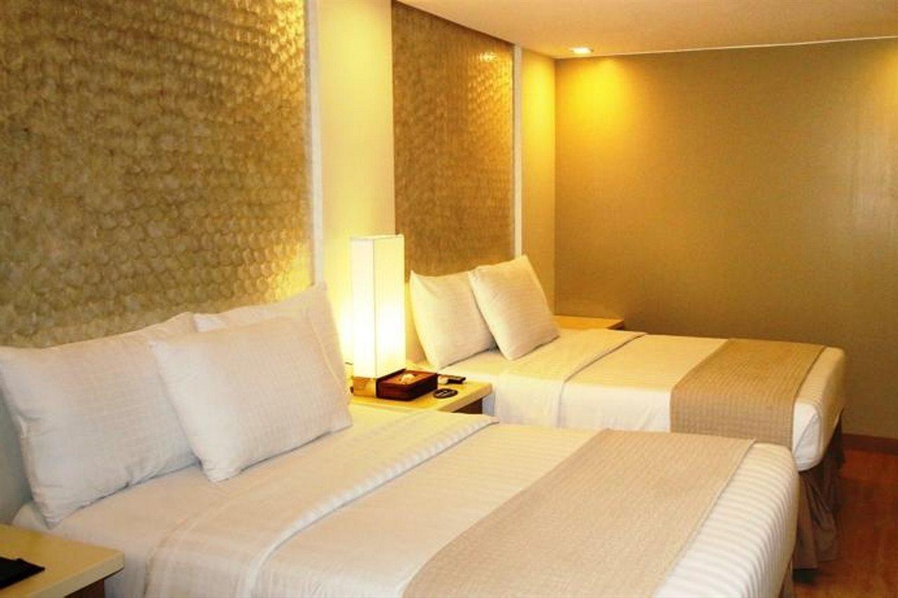 Estacio Uno Hotel Balabag  Kültér fotó